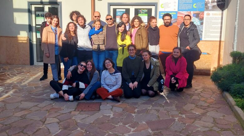 Foto di gruppi dei rappresentanti delle sedi locali di Giosef Italy
